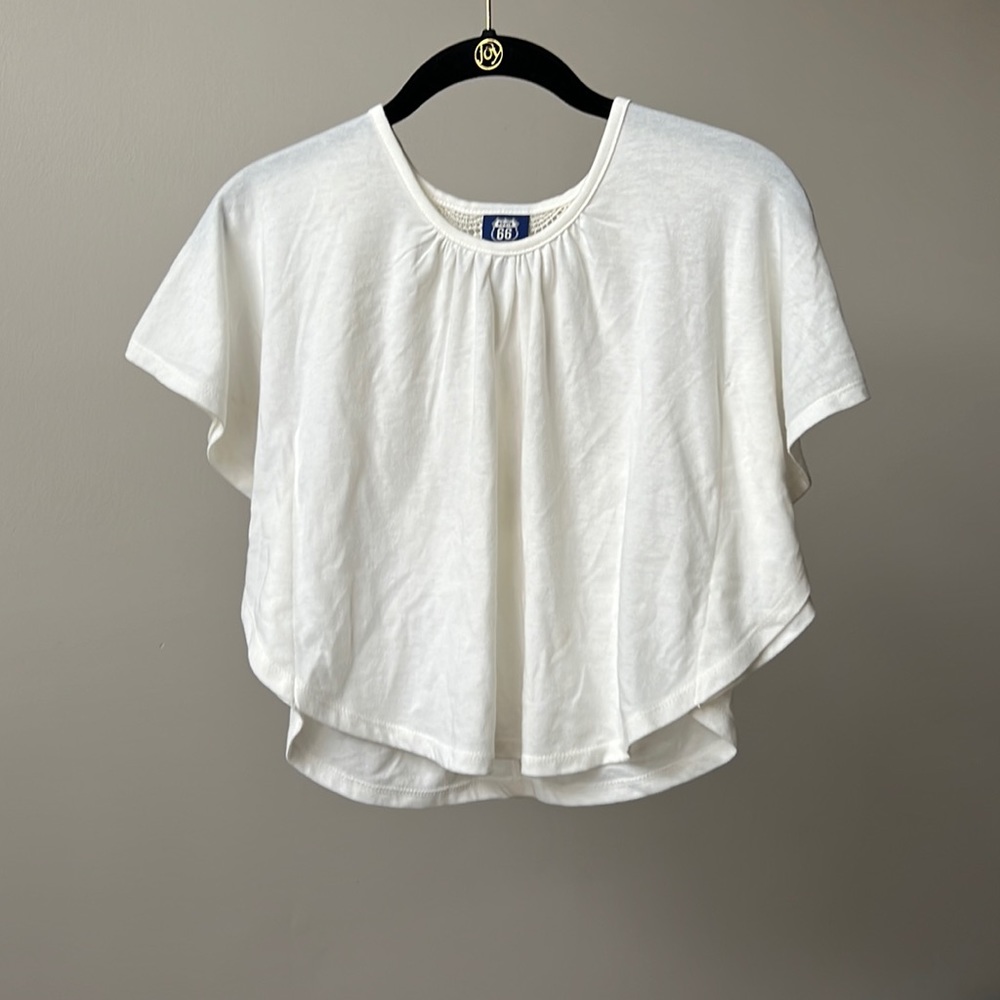 Girls size 7/8 white lace back shirt